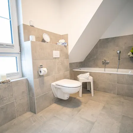 Wildrose In Der Puddeminer Wiek Feriehus