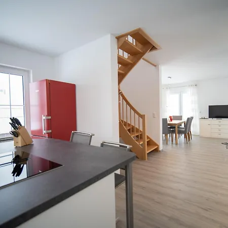 Wildrose In Der Puddeminer Wiek * Puddemin