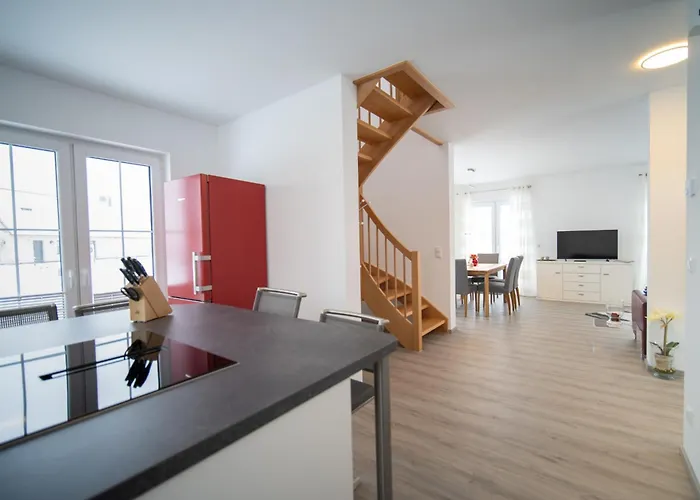 Wildrose In Der Puddeminer Wiek * Puddemin