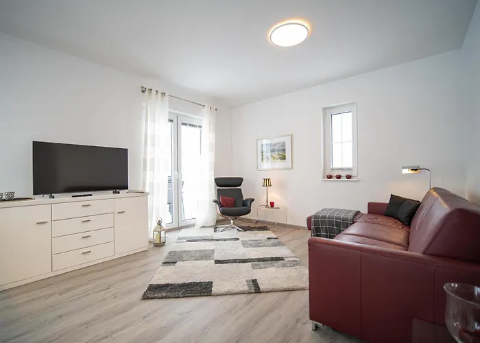 Wildrose In Der Puddeminer Wiek Hébergement de vacances Puddemin